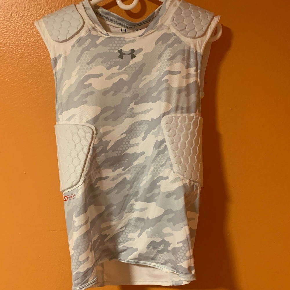 (SIZE L) Under Amour Compression White Camo Padded Tank Top
